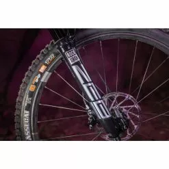Muc-Off Fork Protection Kit Clear Gloss -E-BIKE shop muc off fork protection kit clear gloss4