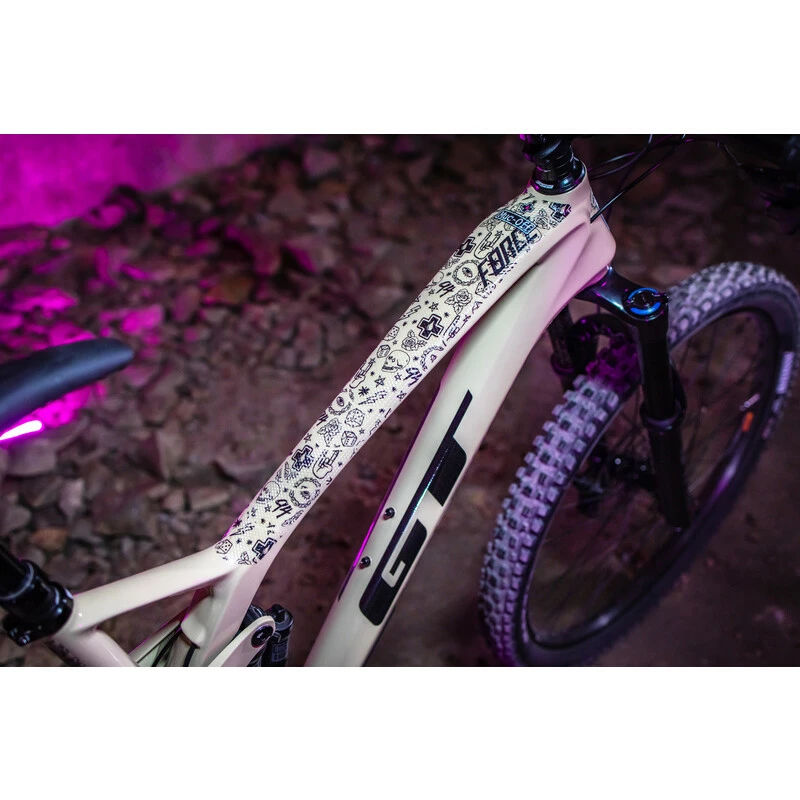 Muc-Off Frame Protection Kit DH/ENDURO/TRAIL Punk 8 Muc-Off Frame Protection Kit DH/ENDURO/TRAIL Punk – Bild 6